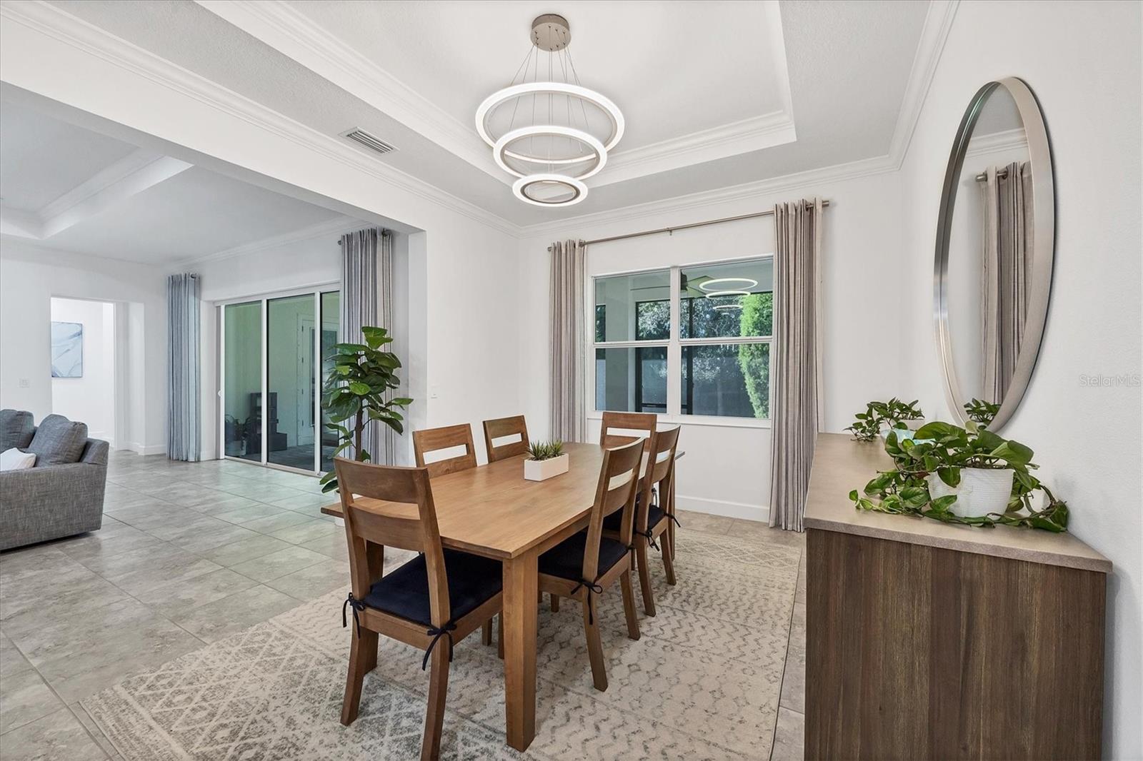 SANDHILL LAKE - Residential