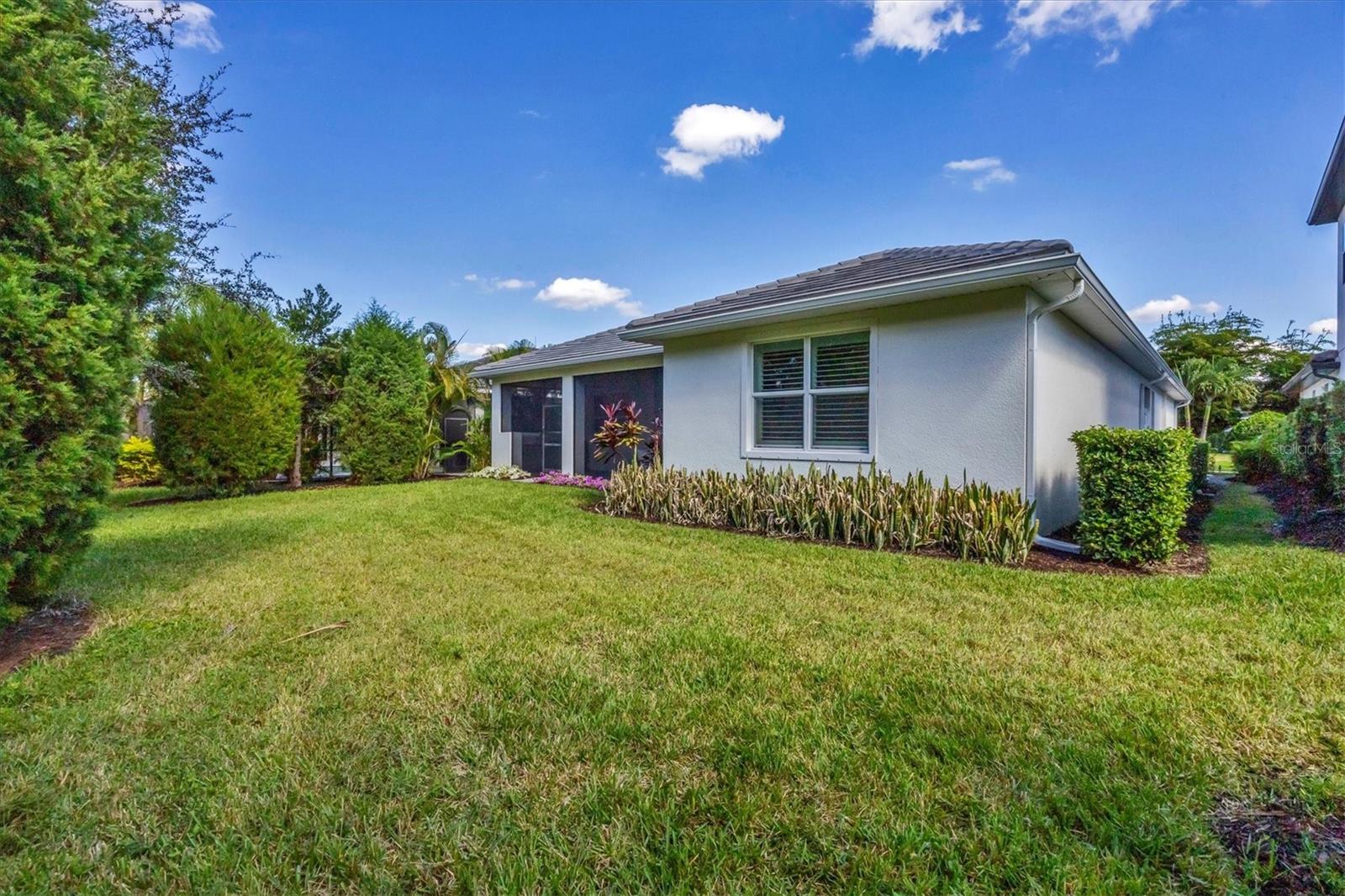 SANDHILL LAKE - Residential