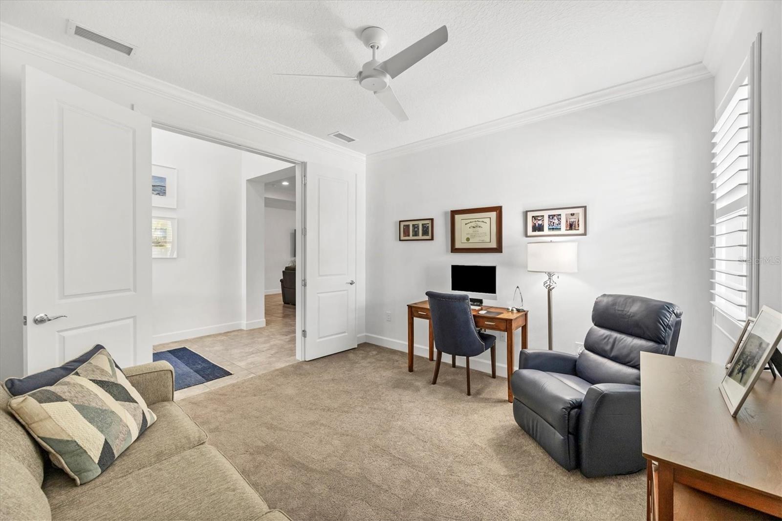 SANDHILL LAKE - Residential