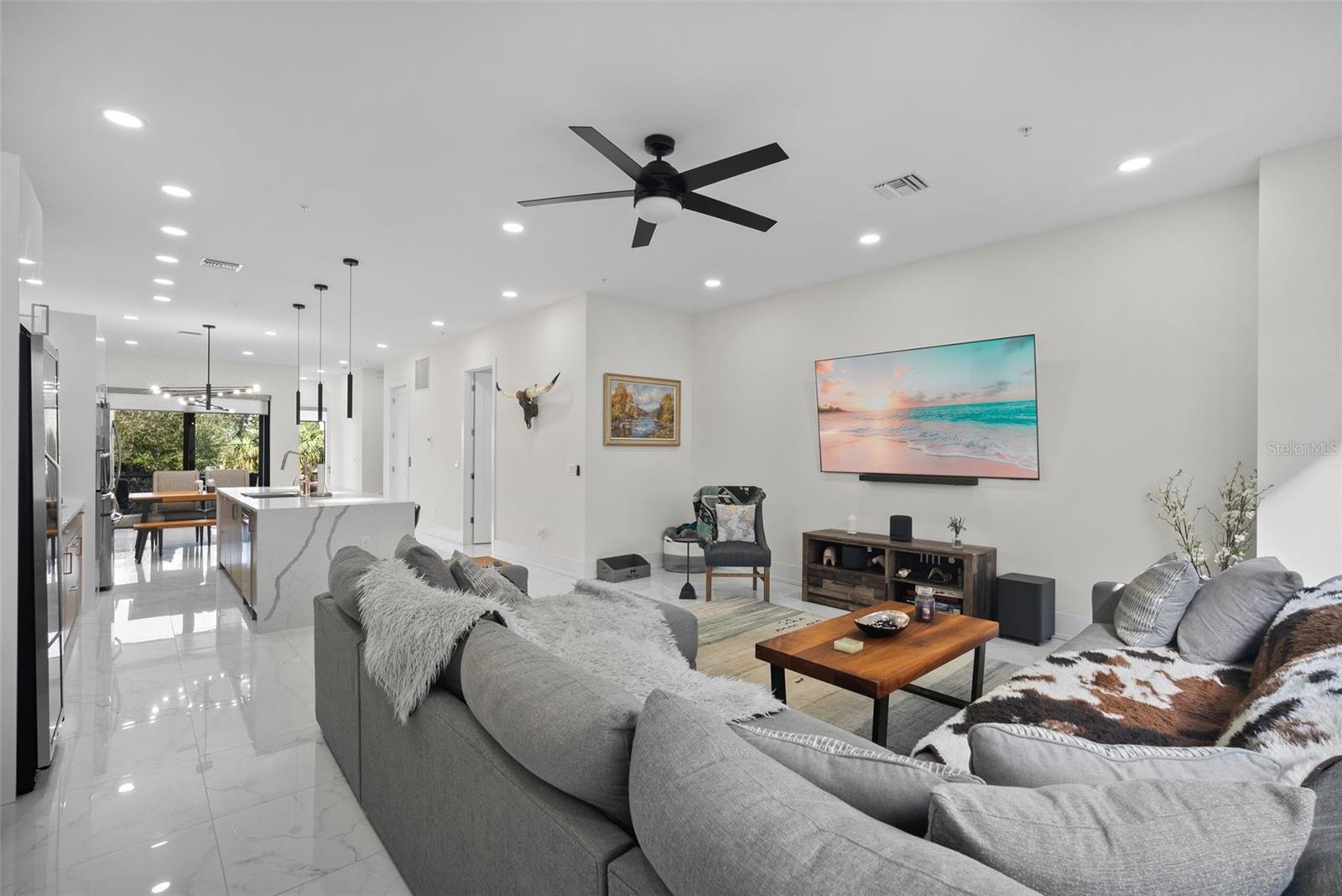 PREMIER ON MAIN - Residential Lease