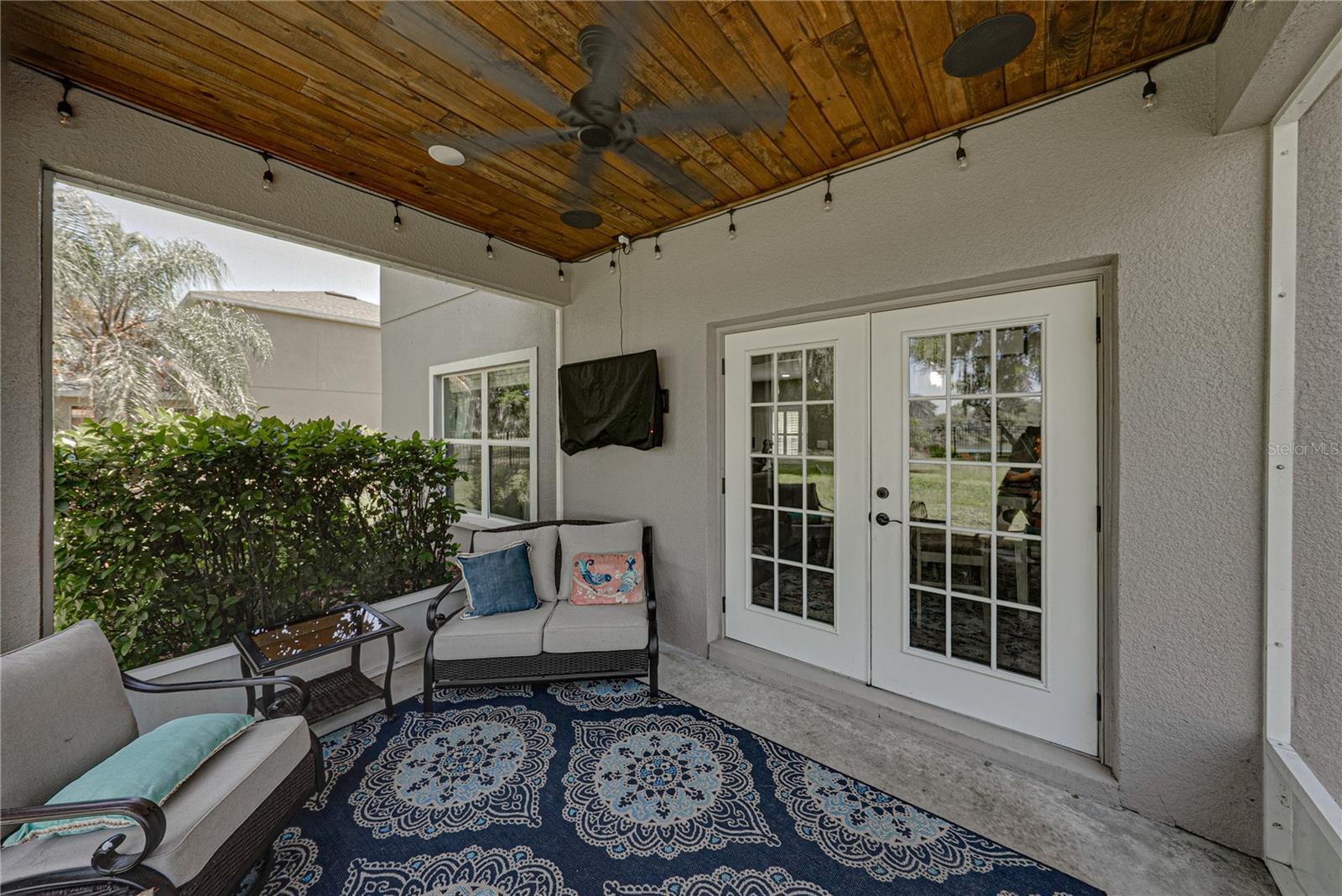 BLACKWATER OAKS - Residential