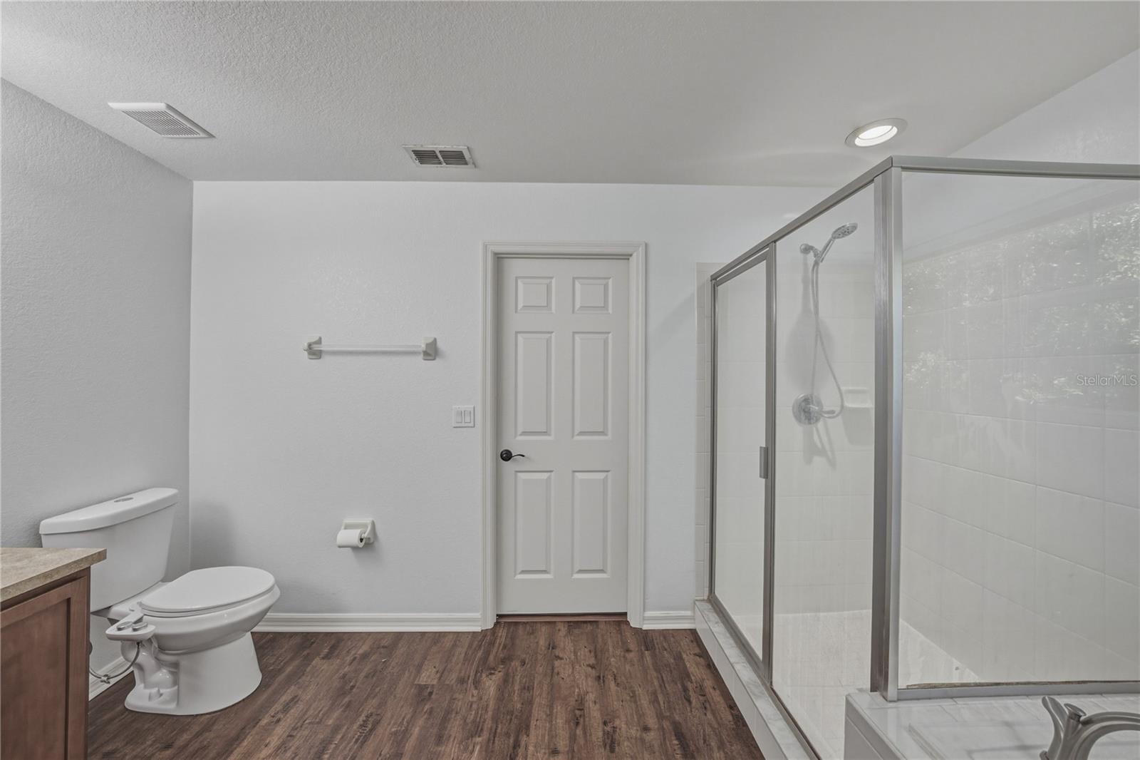 BLACKWATER OAKS - Residential