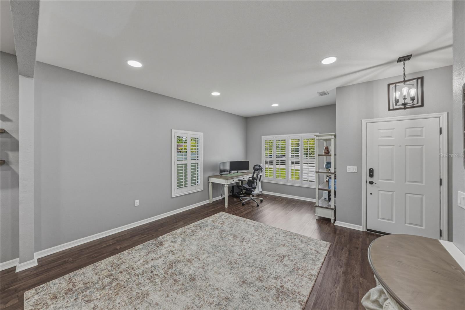 BLACKWATER OAKS - Residential