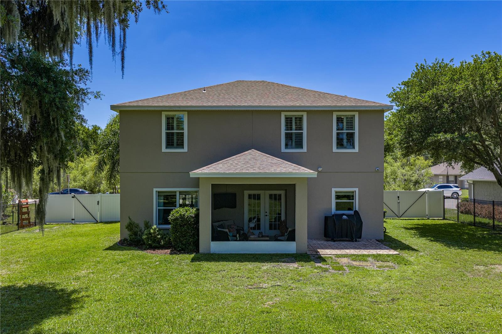 BLACKWATER OAKS - Residential