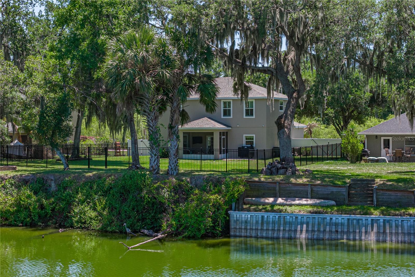 BLACKWATER OAKS - Residential