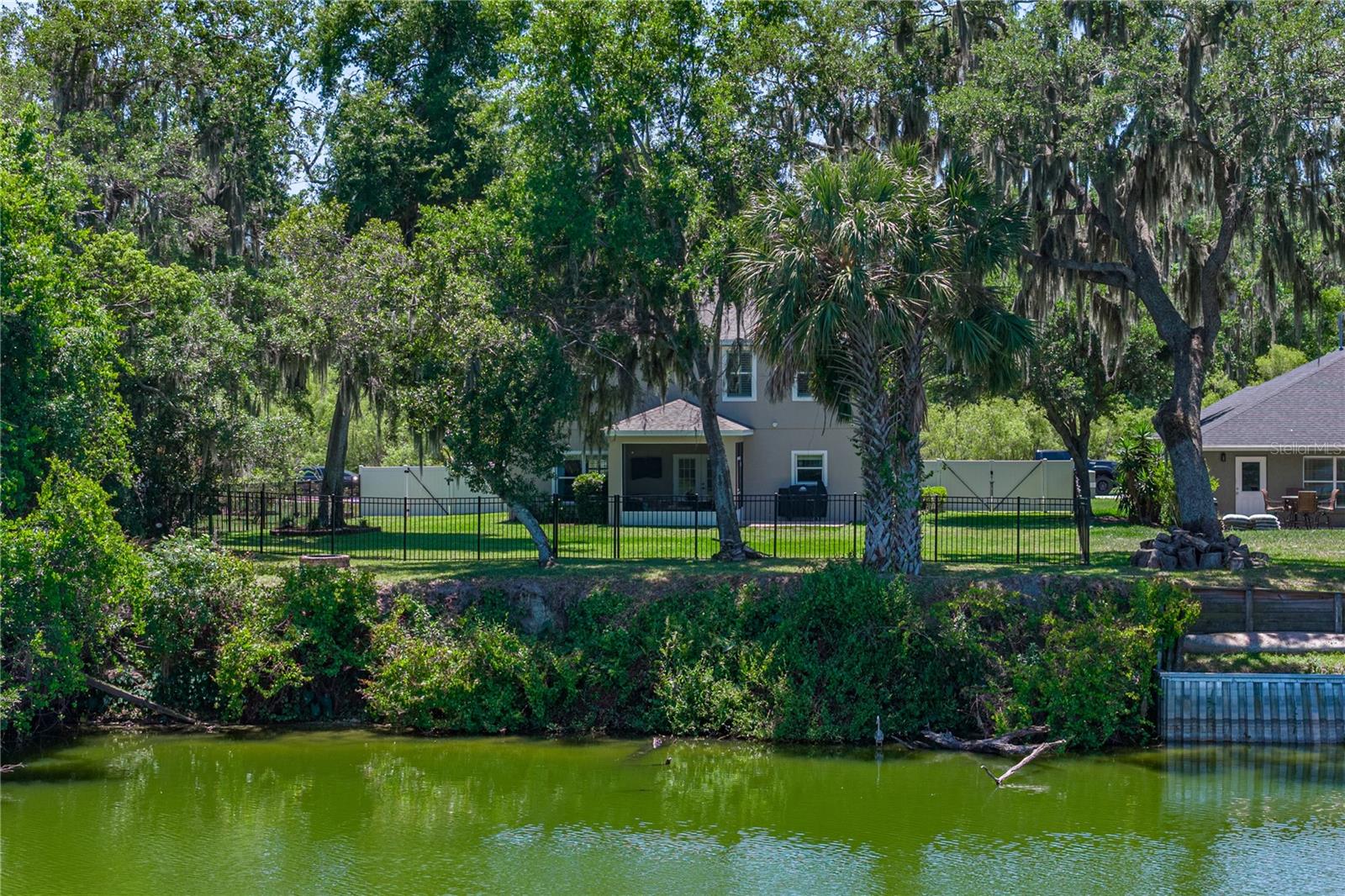 BLACKWATER OAKS - Residential