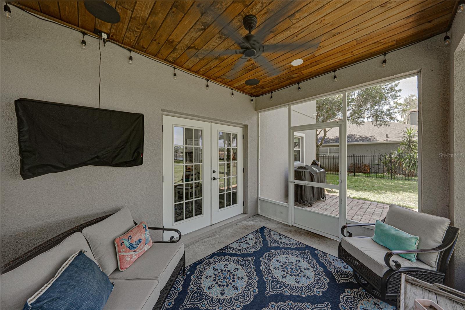 BLACKWATER OAKS - Residential