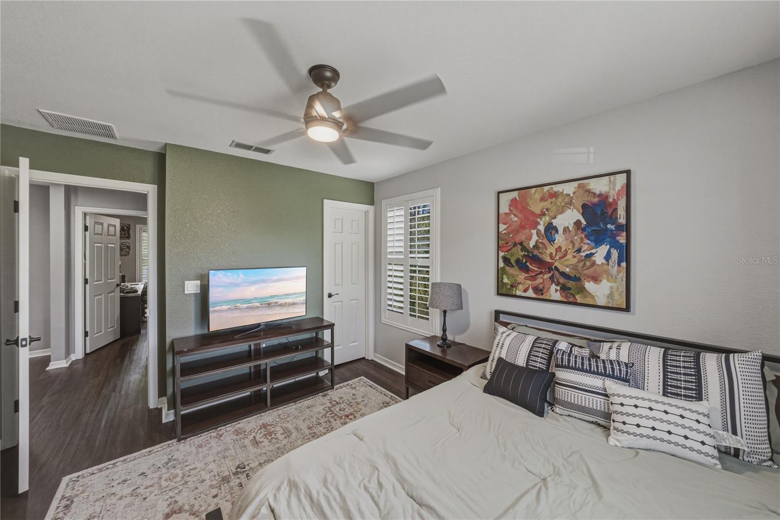 BLACKWATER OAKS - Residential