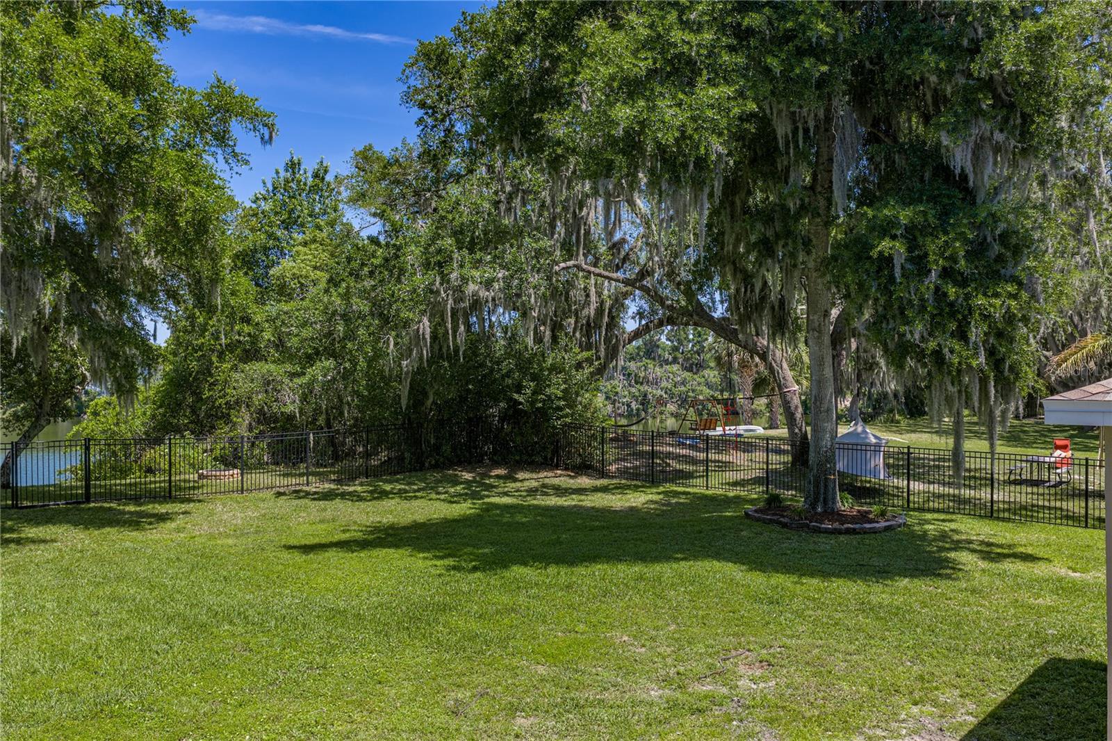 BLACKWATER OAKS - Residential