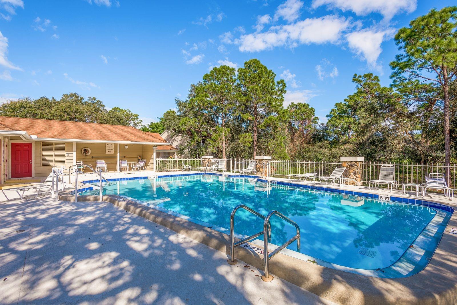 COURTYARDS 1 AT GLENEAGLES - Residential