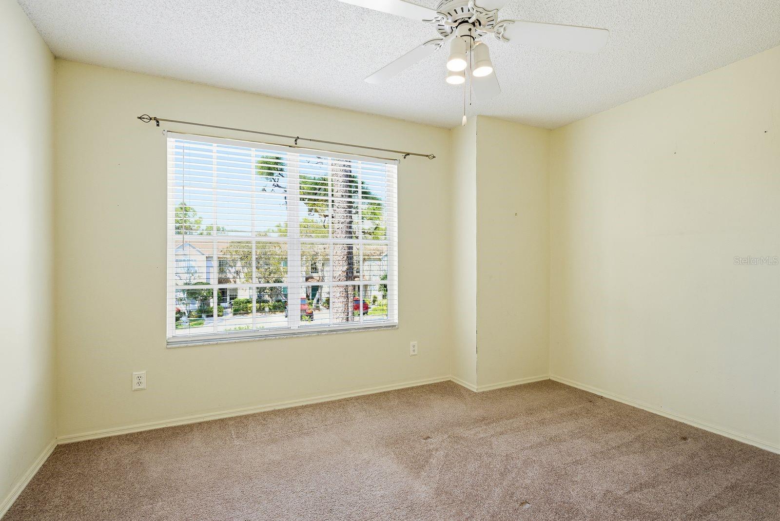 COURTYARDS 1 AT GLENEAGLES - Residential