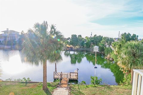 A home in HERNANDO BEACH