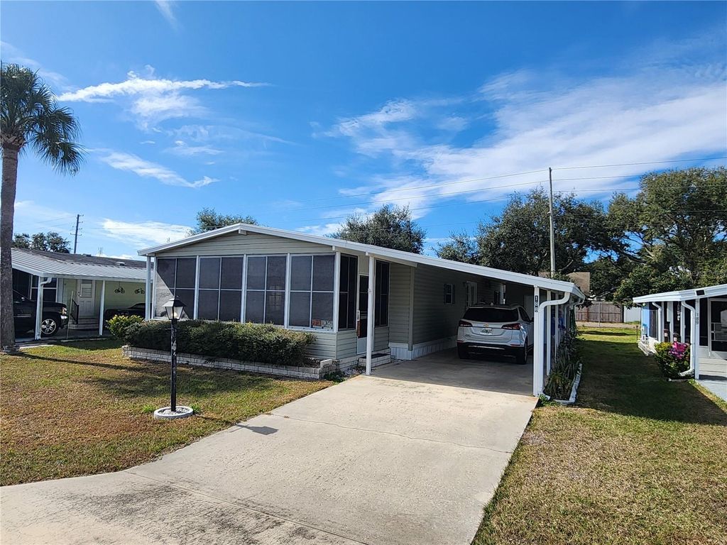 Photo of 188 Sweet Circle Drive, Winter Haven, FL 33884 (MLS # G5107568)