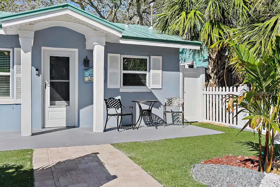 NEW HAVEN BEACH - Residential