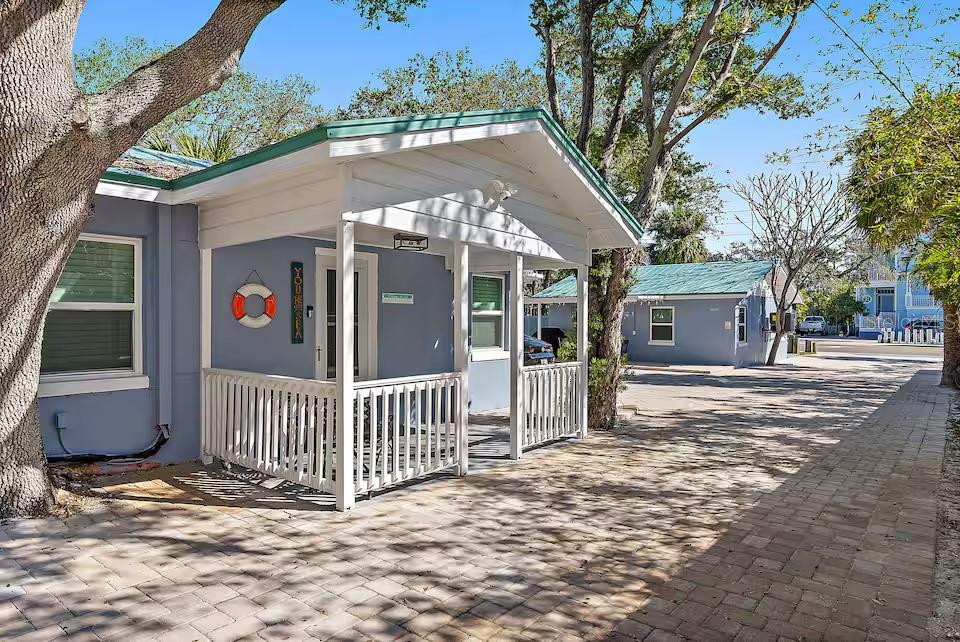 NEW HAVEN BEACH - Residential