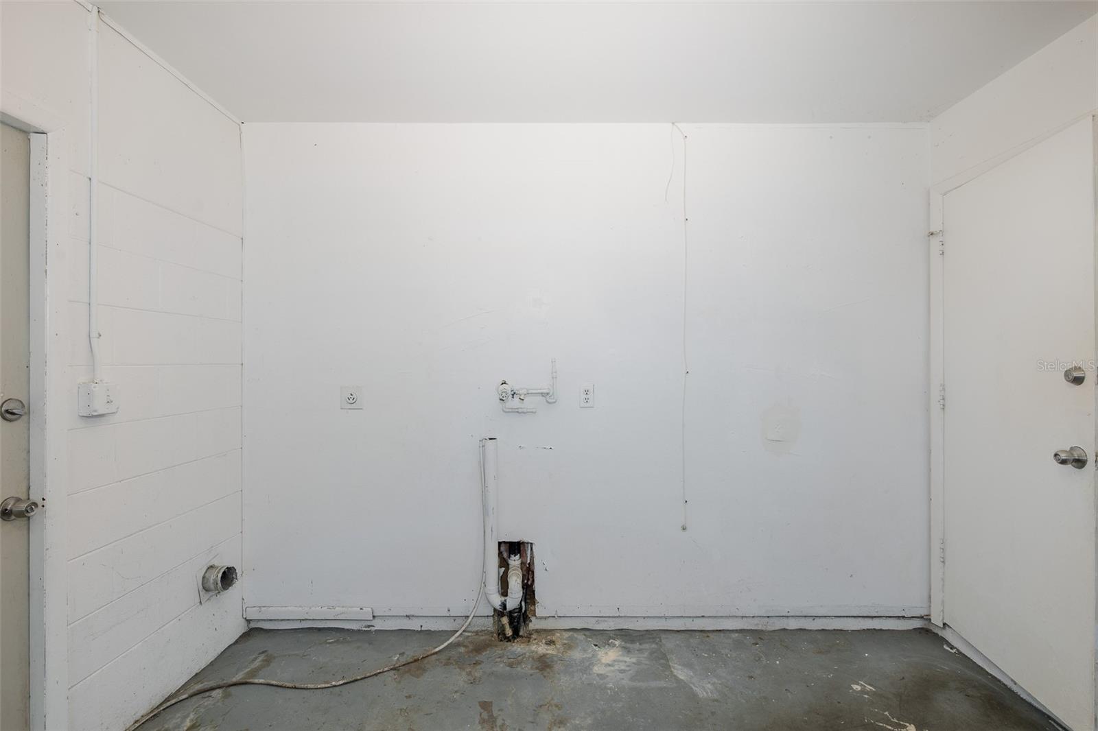 SEVEN SPGS HOMES - Residential