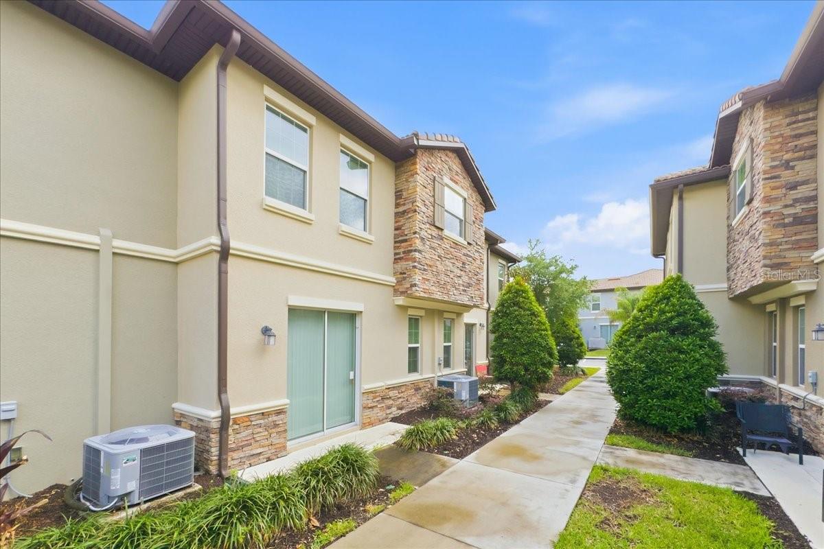 THE VISTAS AT CHAMPIONSGATE - Residential