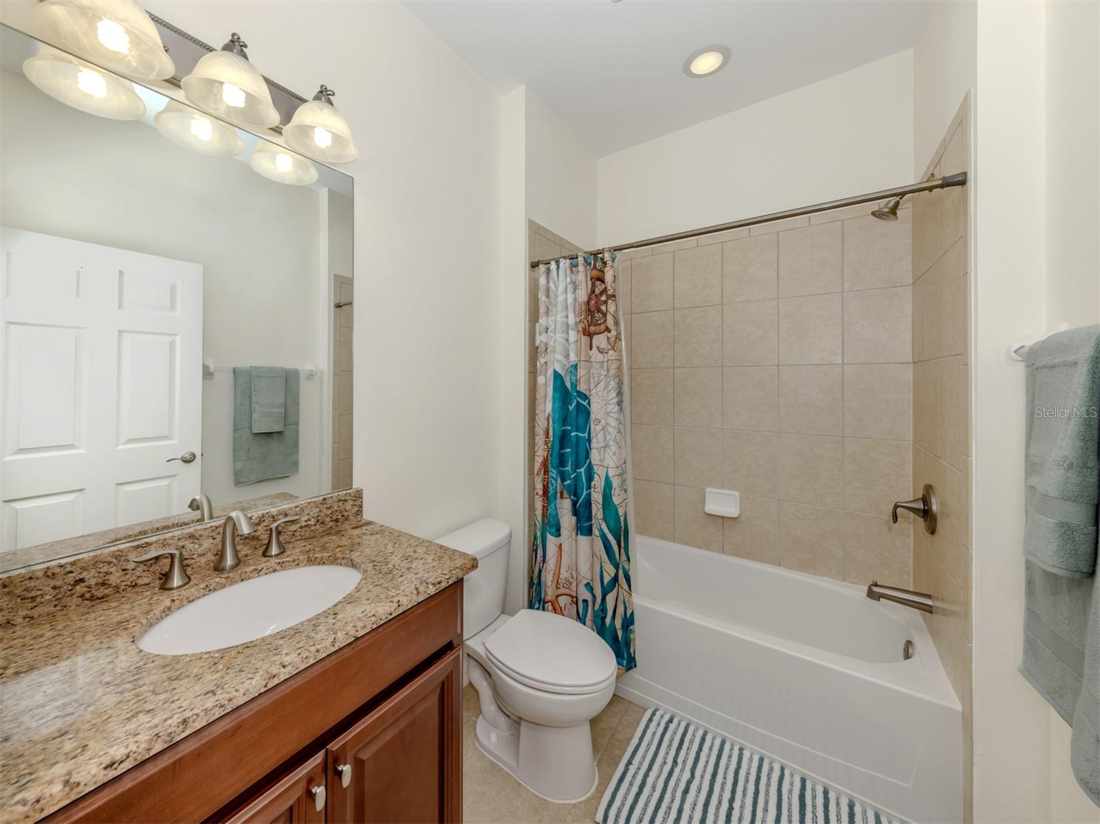 VENTURA VILLAGE - Residential