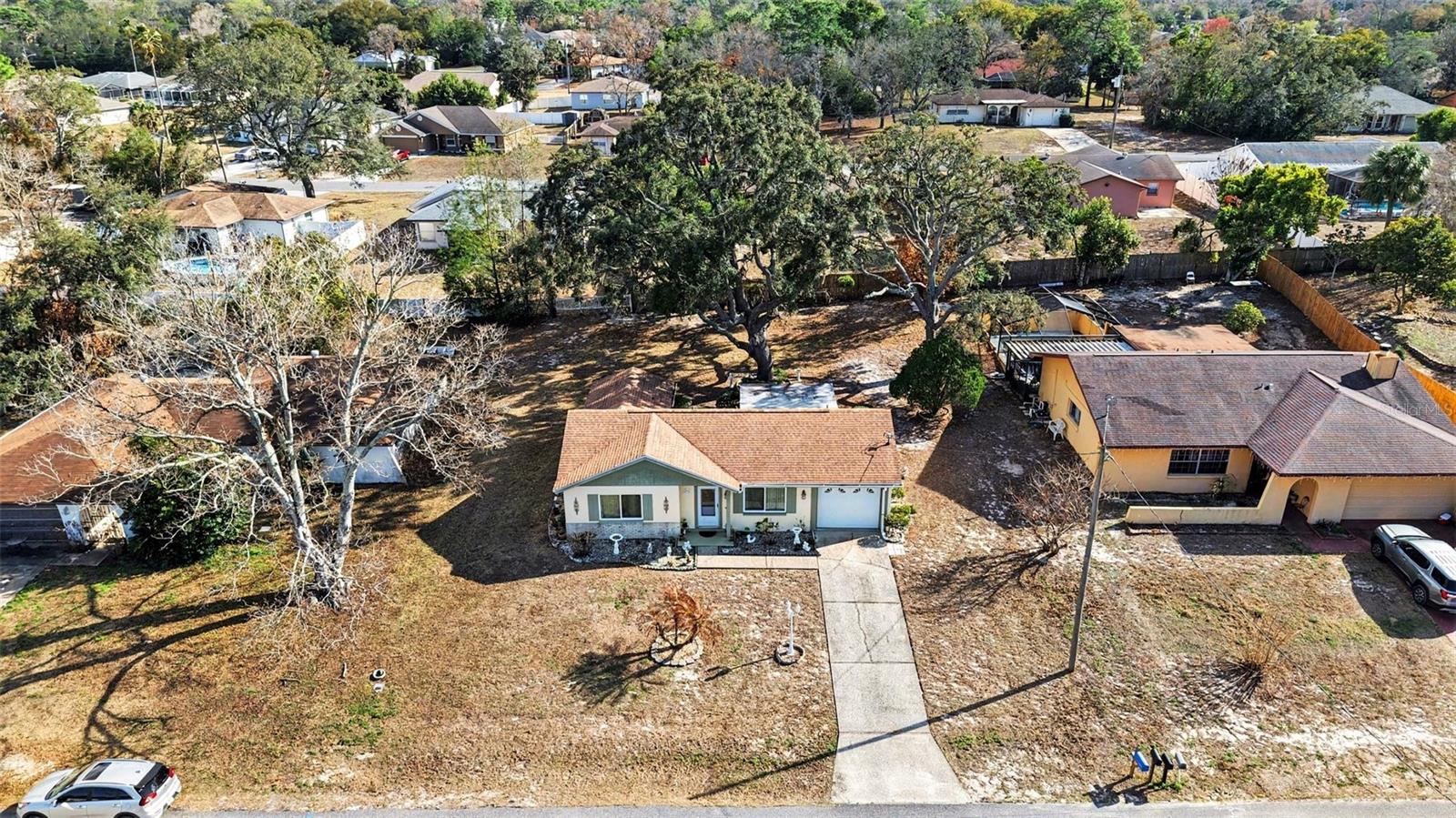 SPRING HILL - Residential