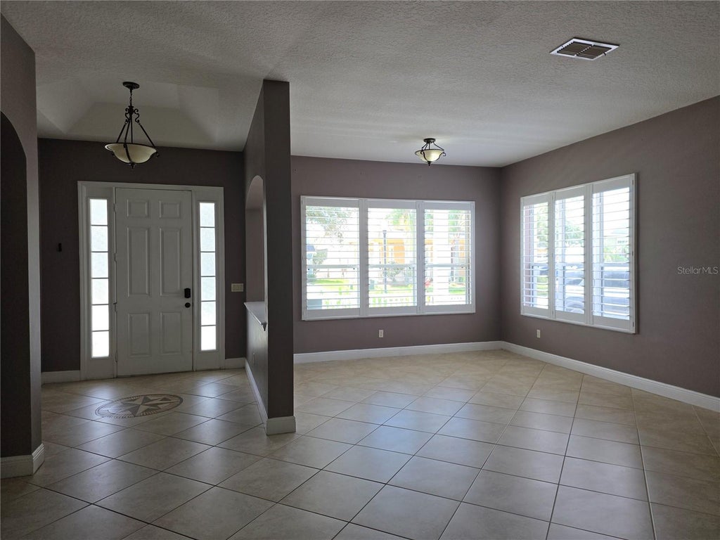 Photo of 14723 Capote Lane, Orlando, FL 32828 (MLS # O6439442)