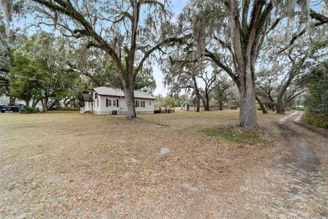 Tiny photo for 219 W Mcclendon Street, Lady Lake, FL 32159 (MLS # G5108363)