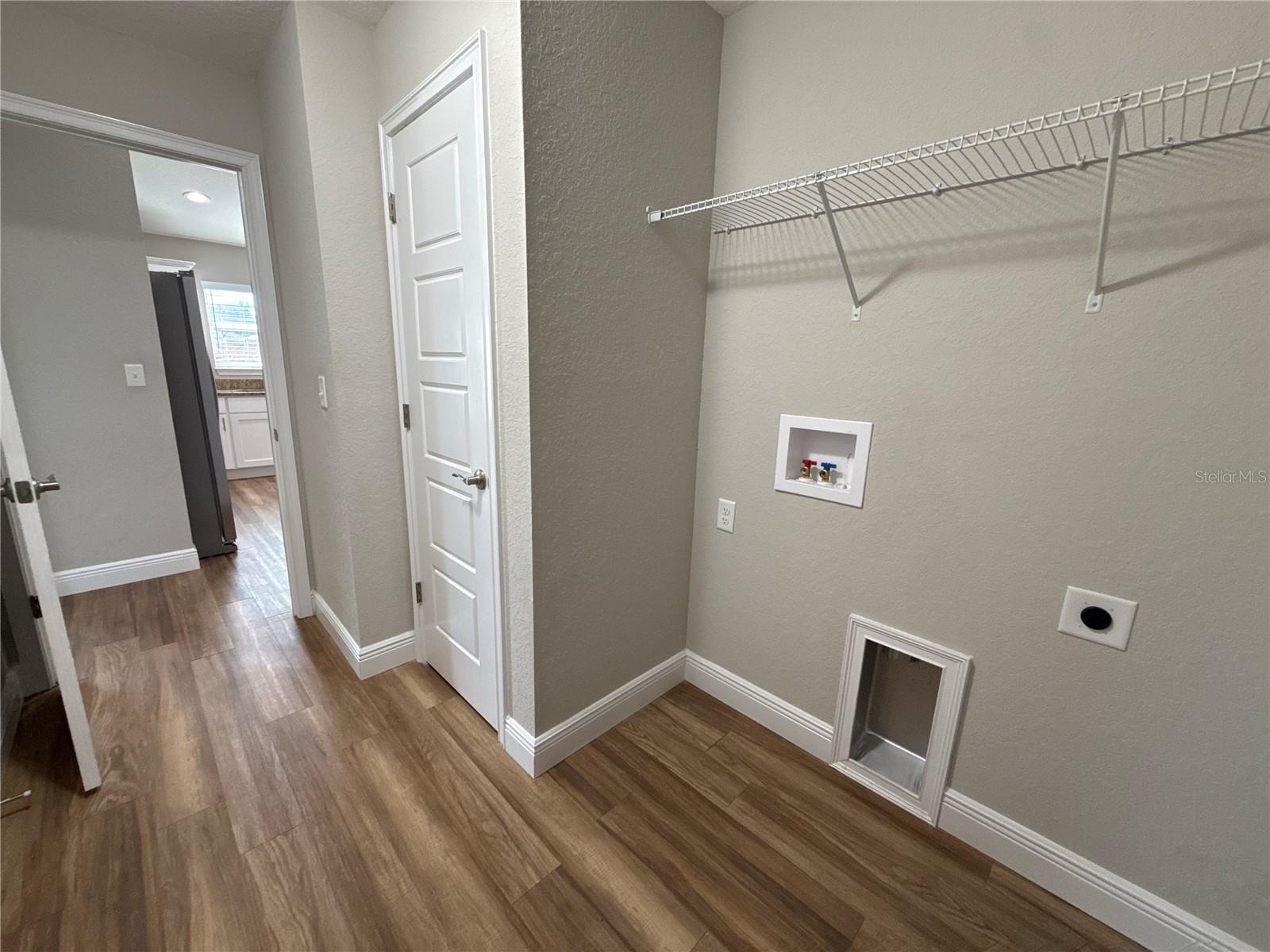 SILVER SPGS SHORES - Residential Lease