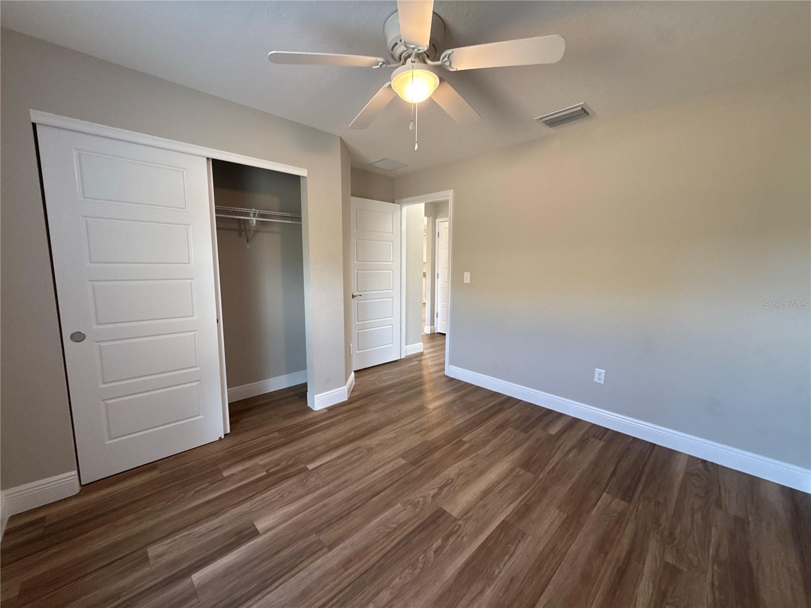 SILVER SPGS SHORES - Residential Lease