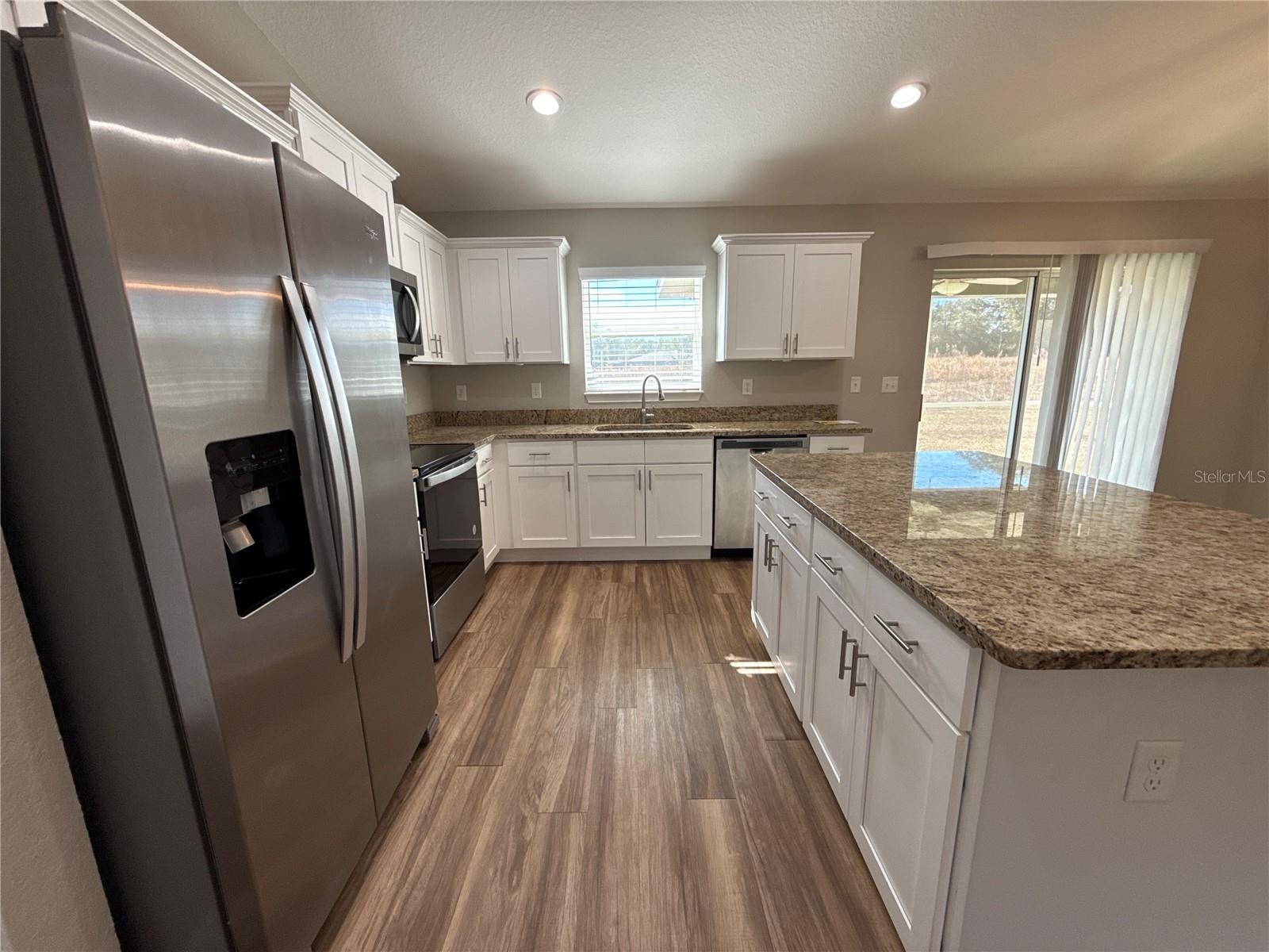 SILVER SPGS SHORES - Residential Lease