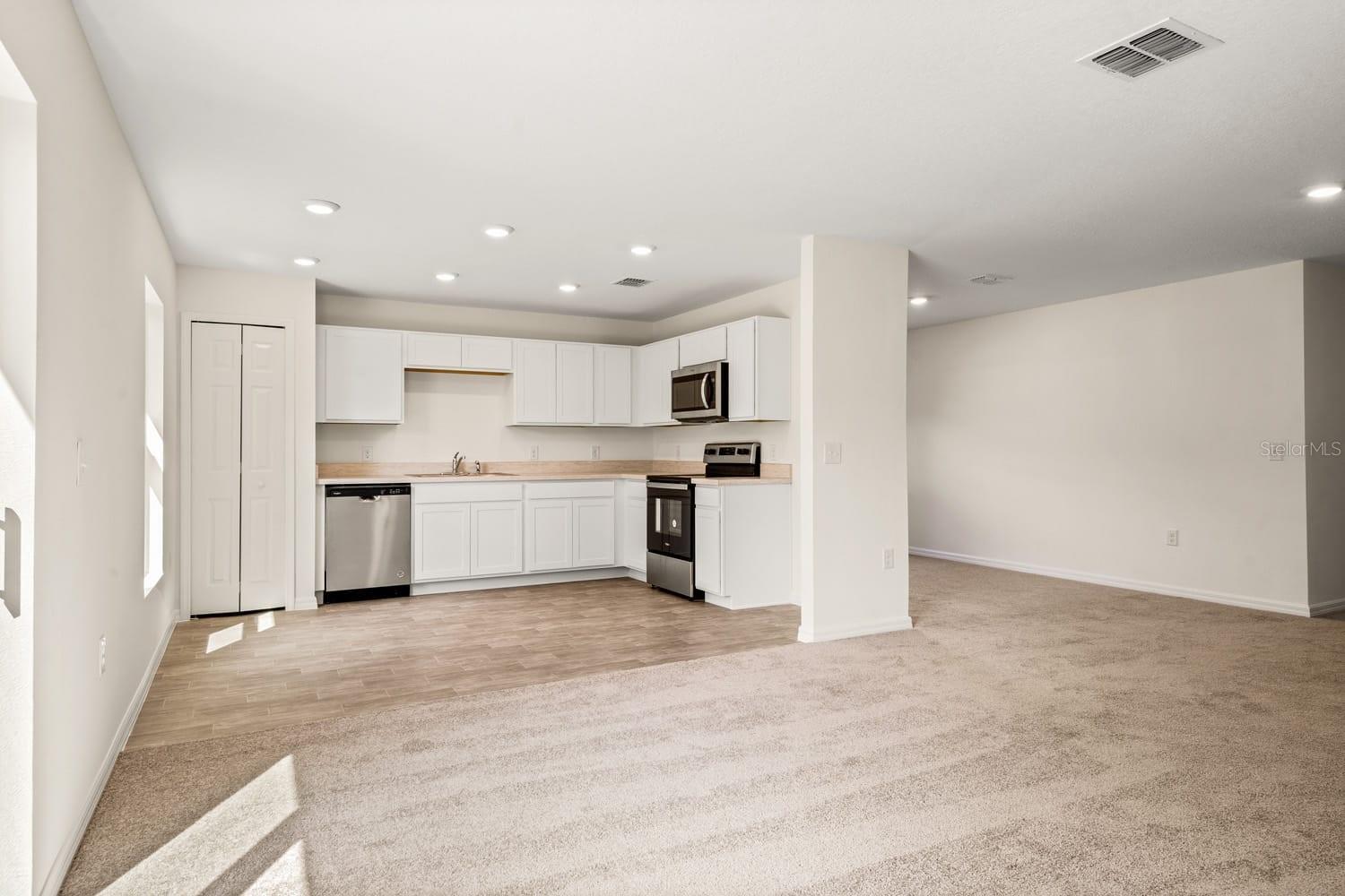 POINCIANA NBRHD 05 VILLAGE 07 - Residential