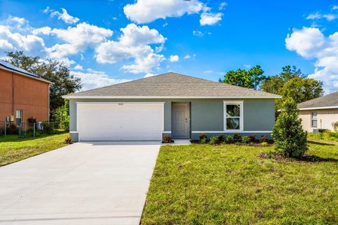 Photo of 1822 Bering Road, Kissimmee, FL 34759 (MLS # G5109241)