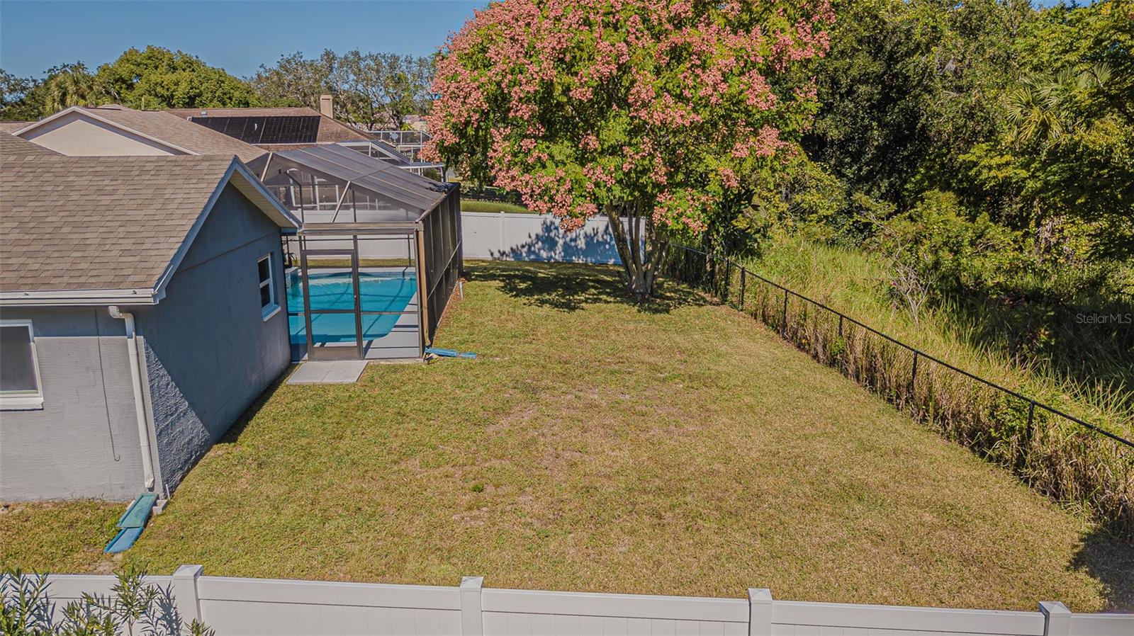 FAIRWAY OAKS - Residential