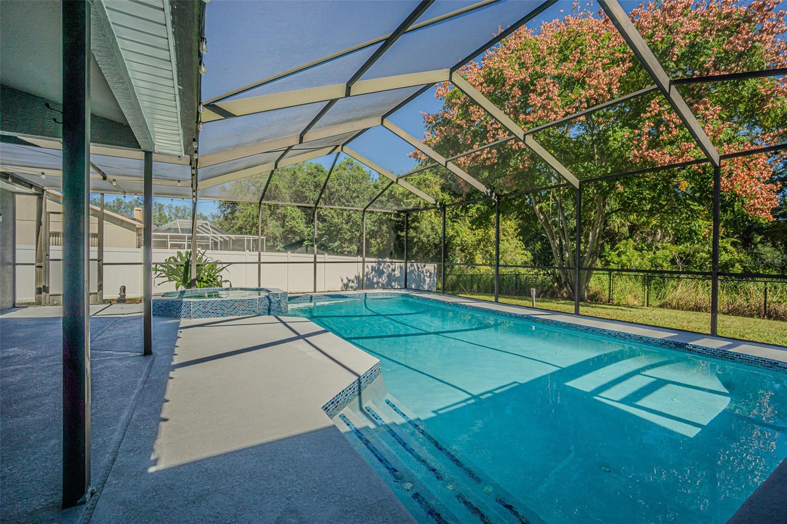 FAIRWAY OAKS - Residential