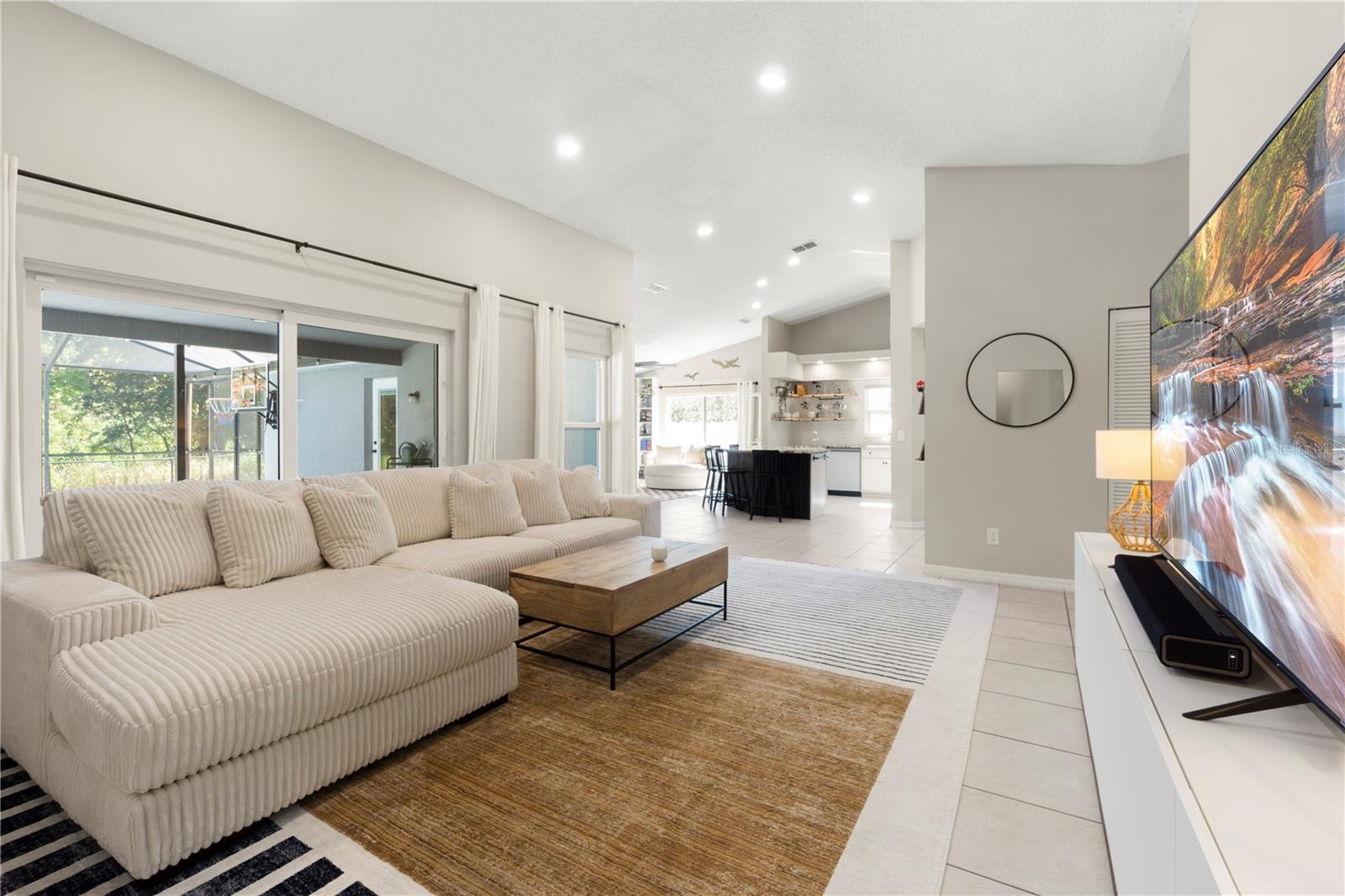 FAIRWAY OAKS - Residential