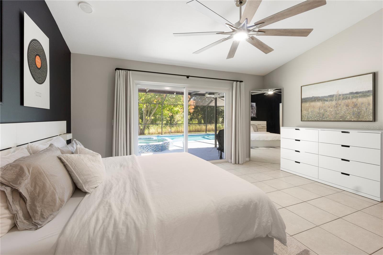 FAIRWAY OAKS - Residential