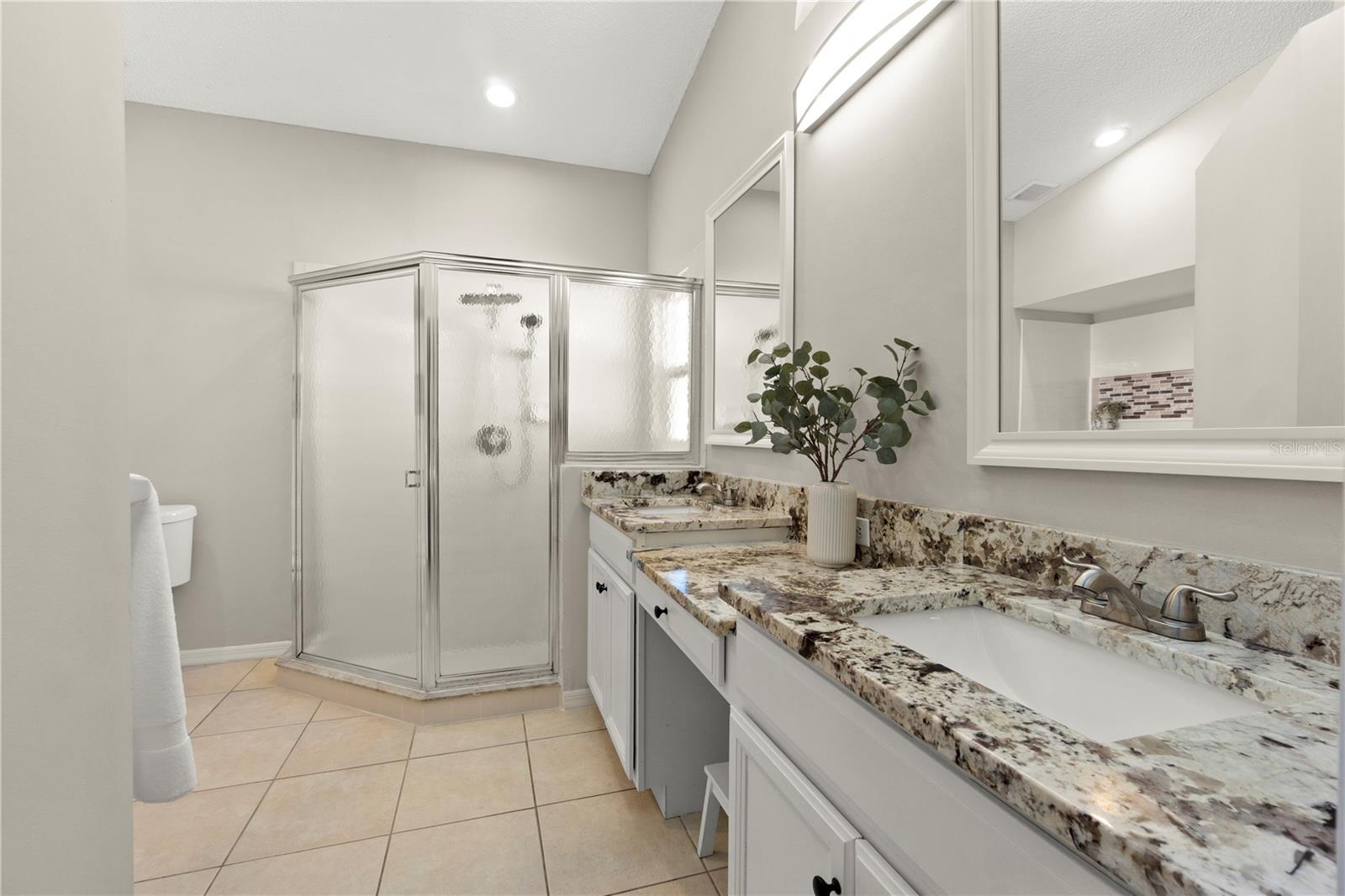 FAIRWAY OAKS - Residential