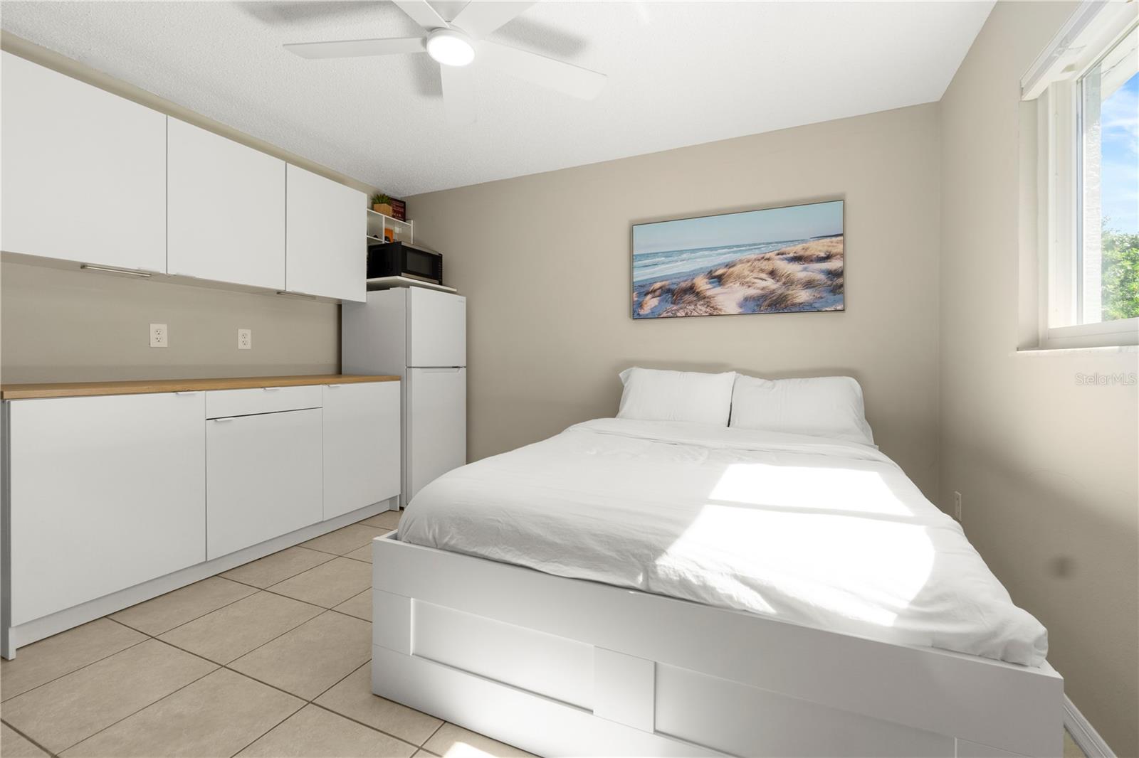 FAIRWAY OAKS - Residential