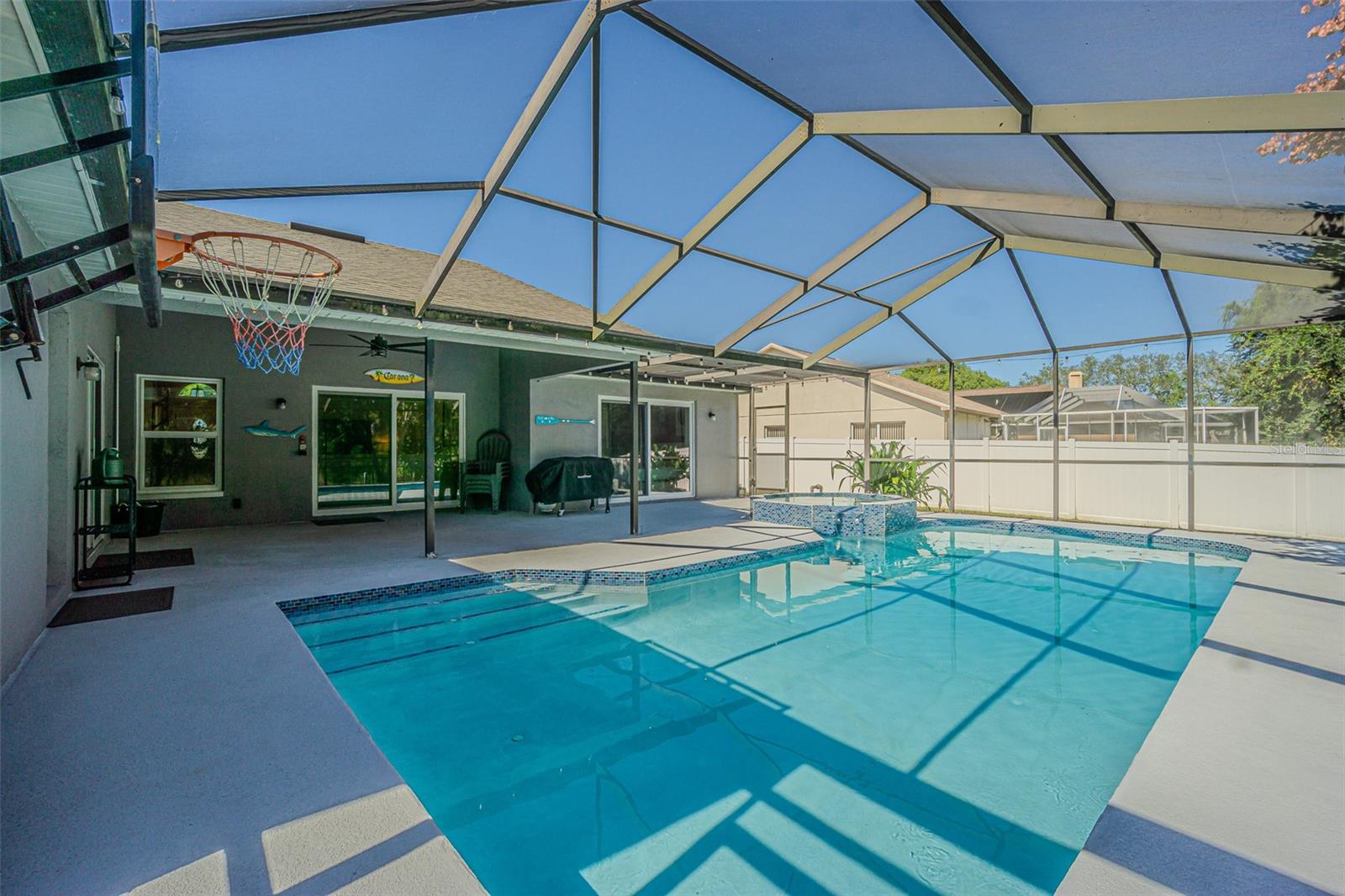 FAIRWAY OAKS - Residential