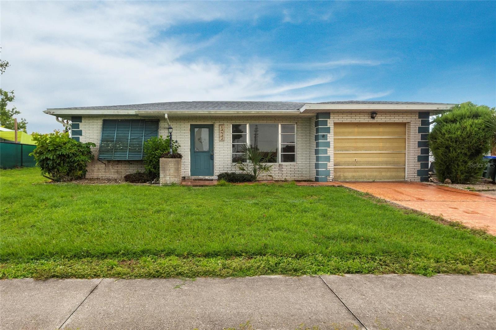 13832 TAMIAMI TRAIL