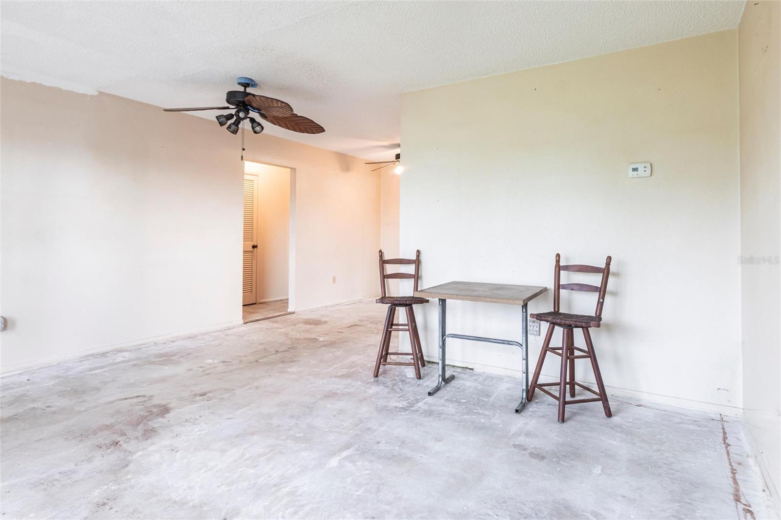 13832 TAMIAMI TRAIL