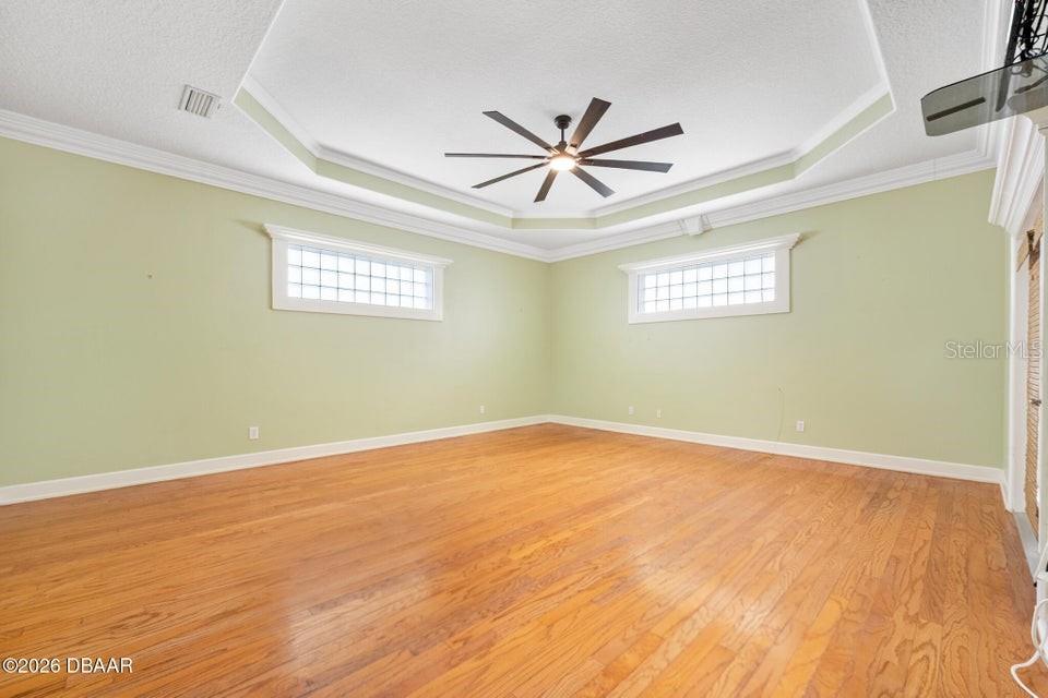 BARRIER ISLE - Residential