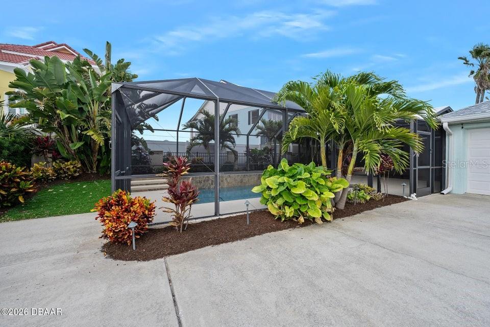 BARRIER ISLE - Residential