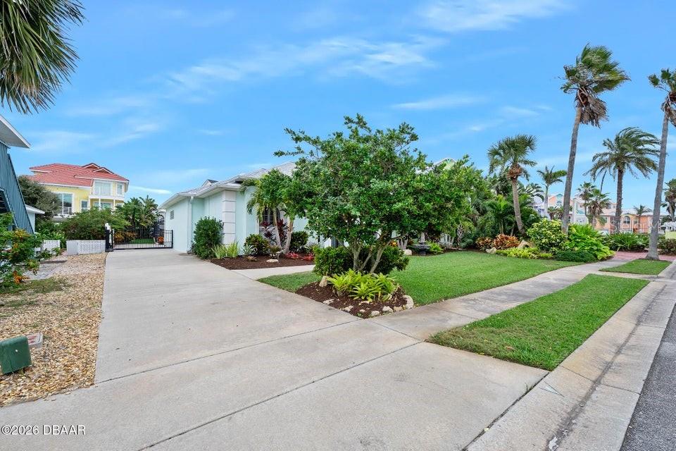 BARRIER ISLE - Residential