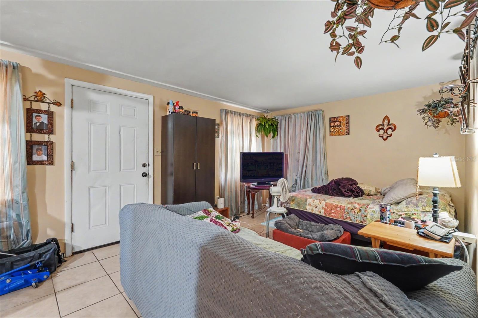 5513 OCEANIC ROAD