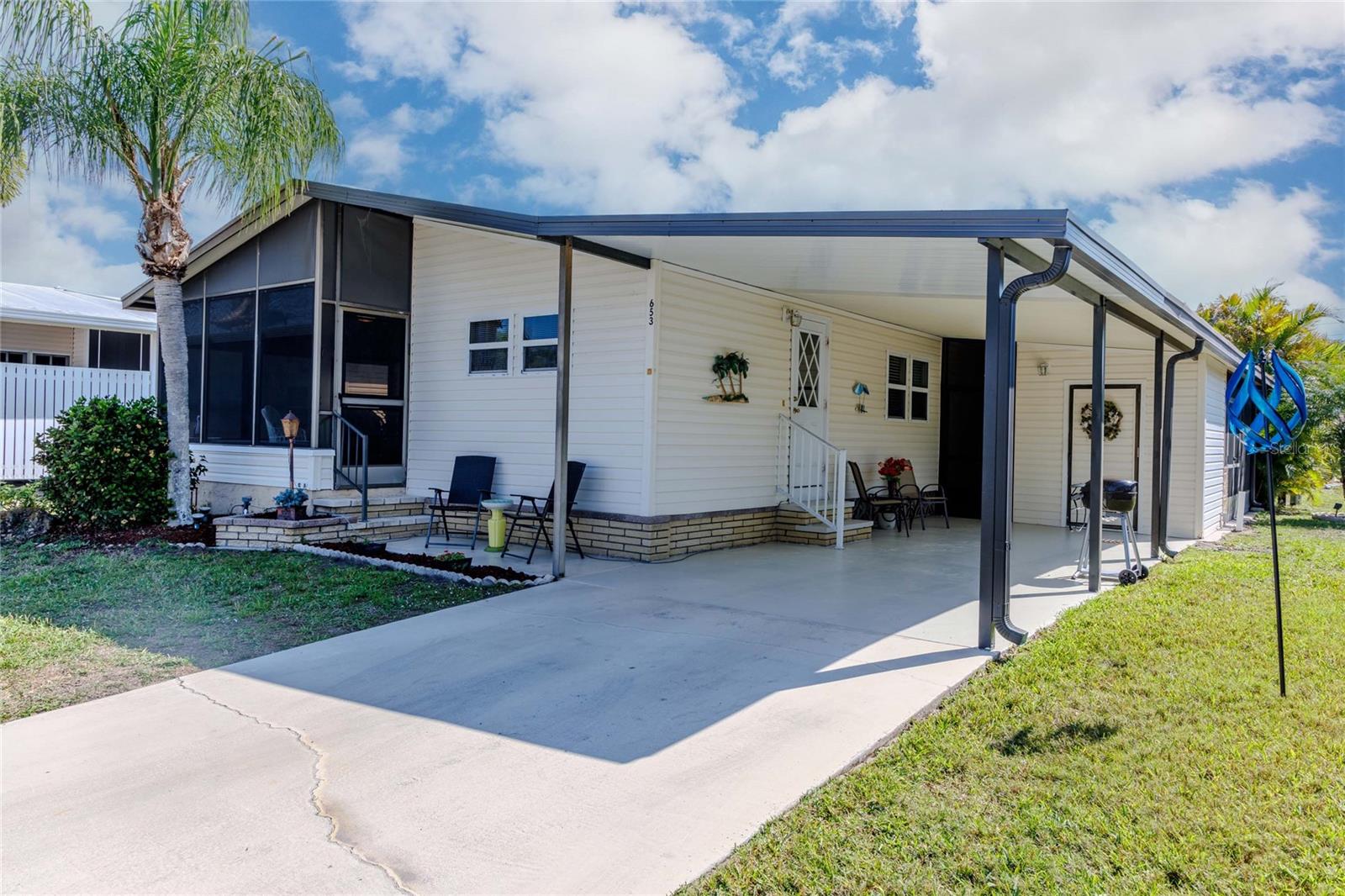 MAPLE LEAF ESTATES - Residential