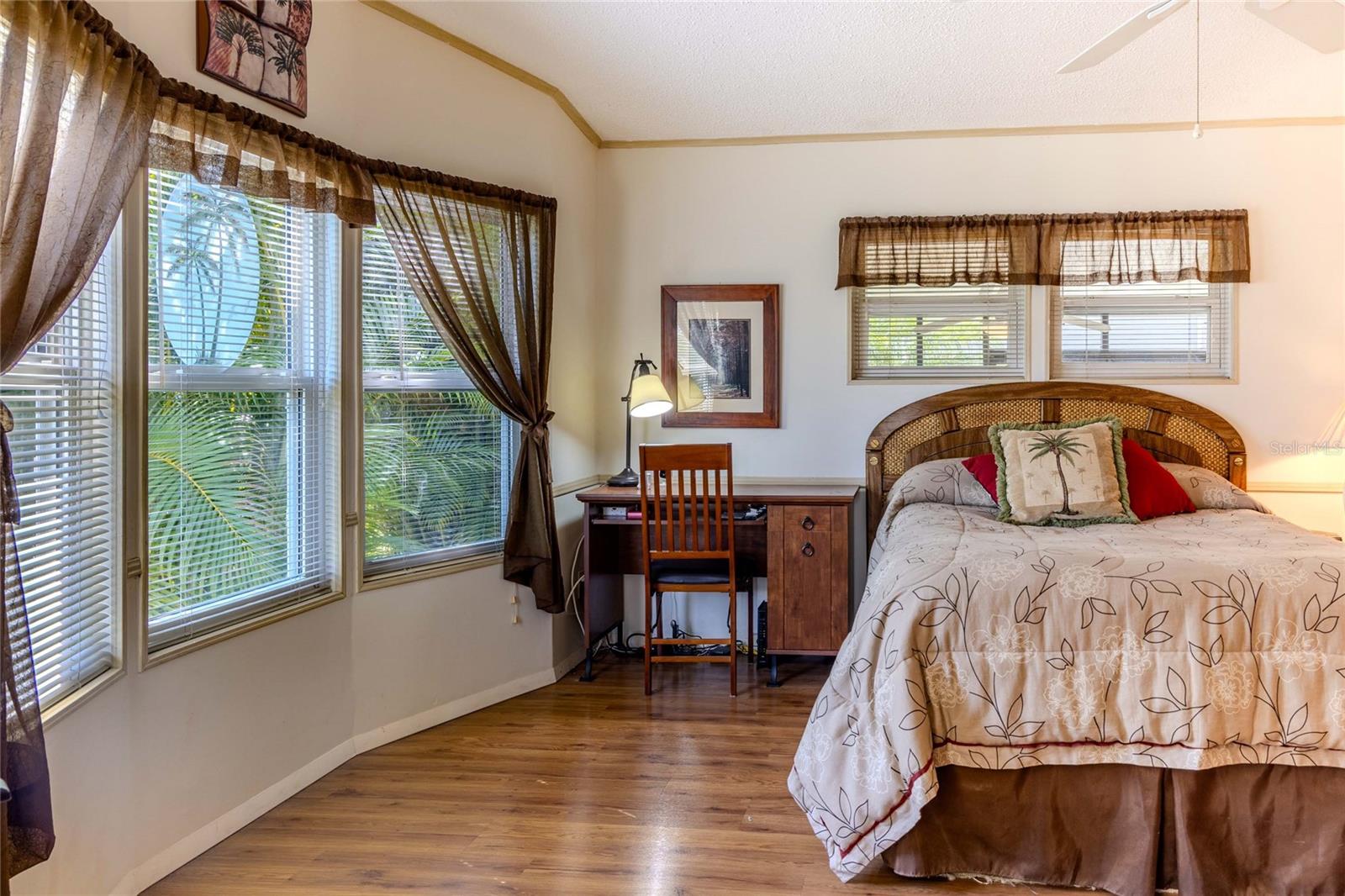 MAPLE LEAF ESTATES - Residential