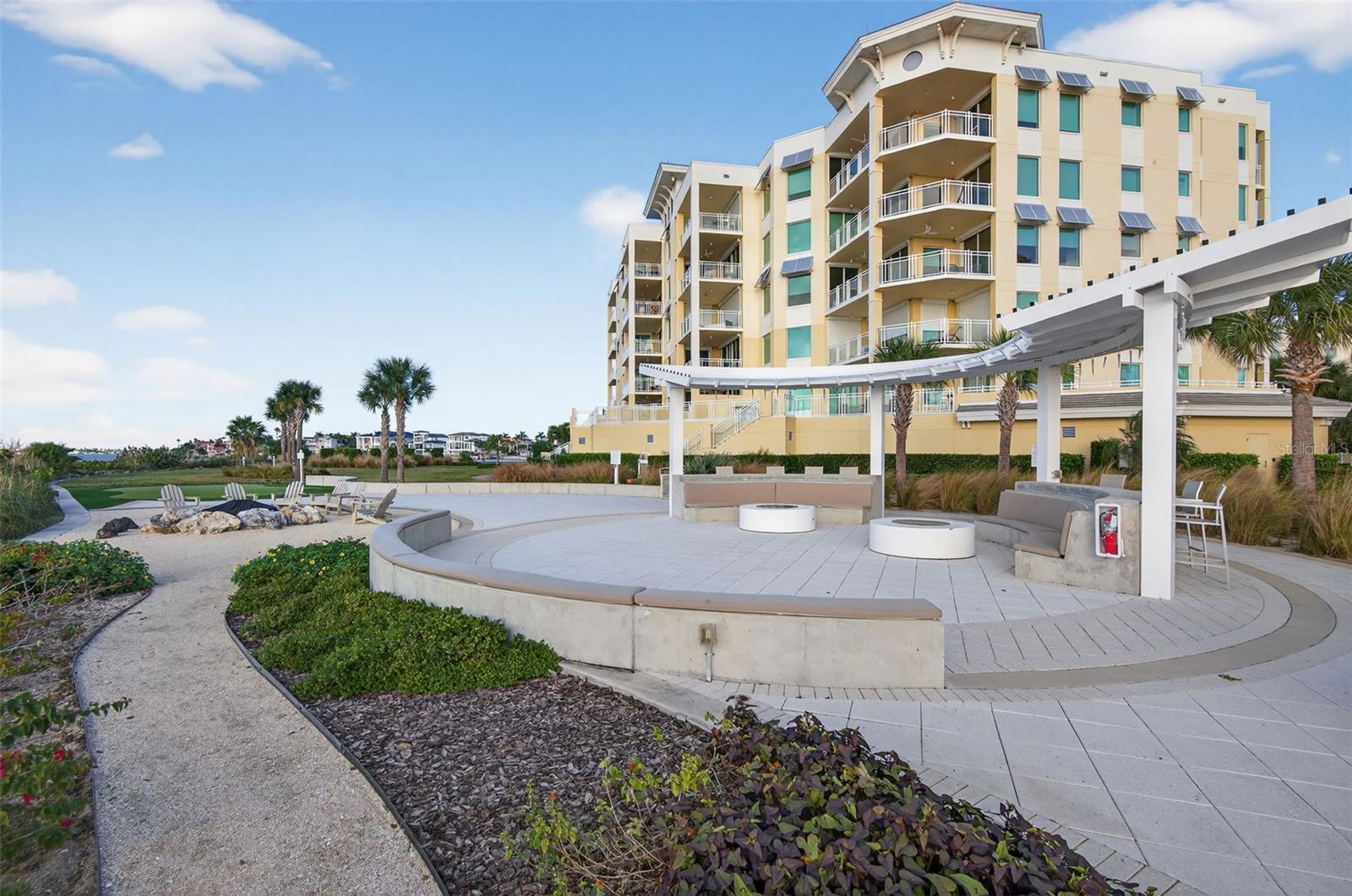 SUNSET POINTE AT COLLANY KEY II CONDO - Residential