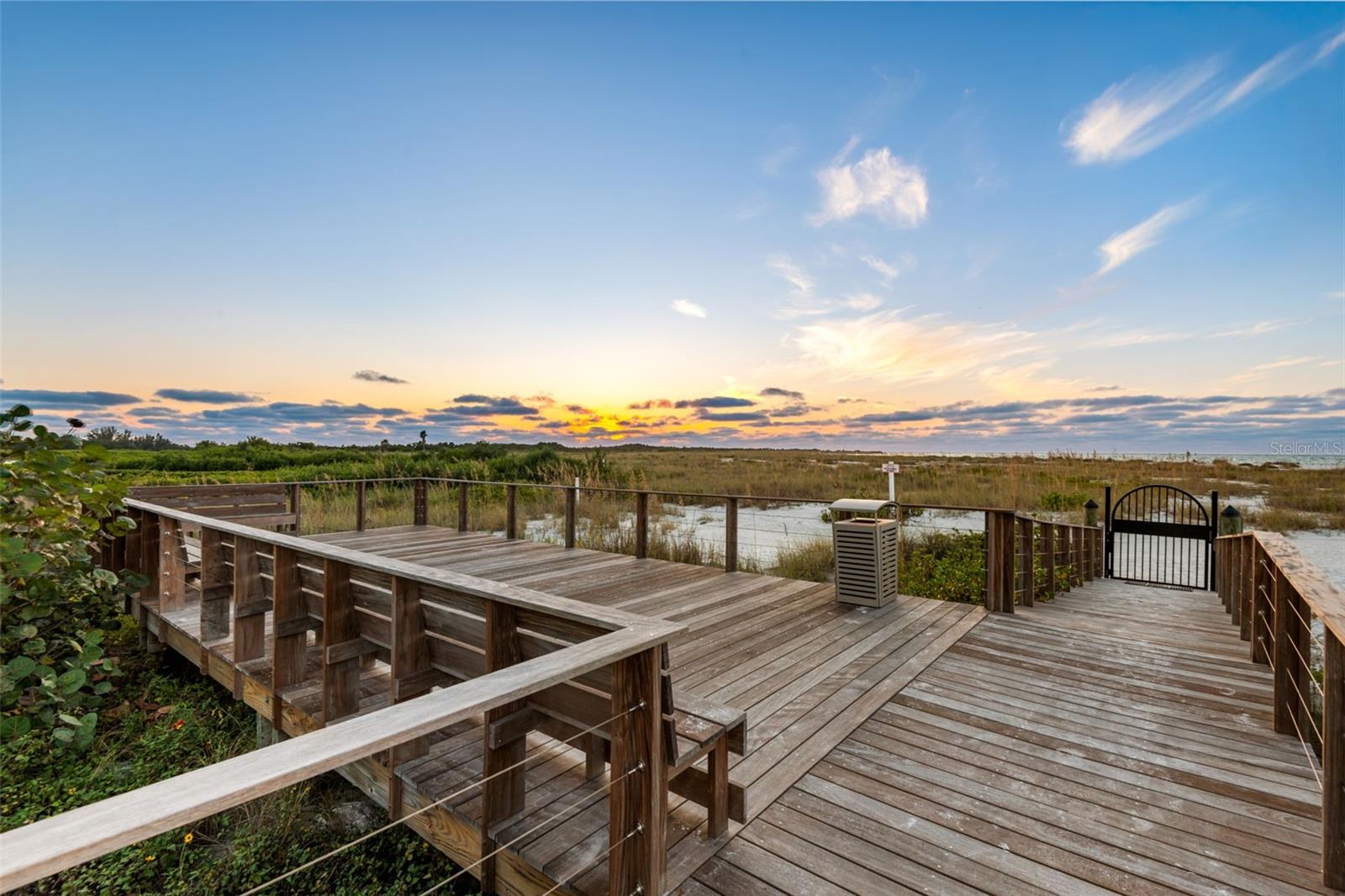 SUNSET POINTE AT COLLANY KEY II CONDO - Residential