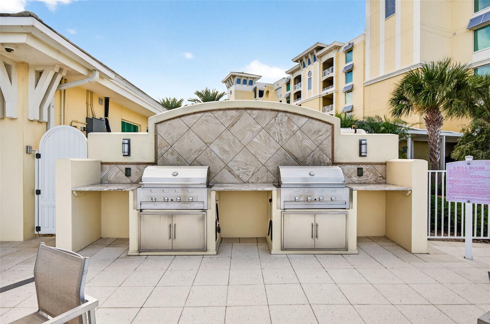 SUNSET POINTE AT COLLANY KEY II CONDO - Residential