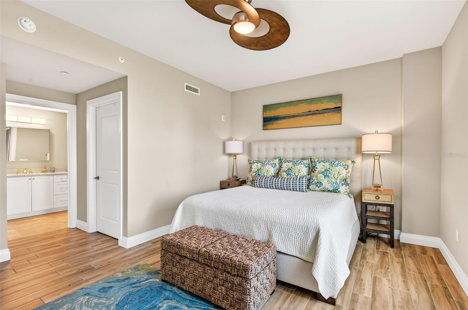 SUNSET POINTE AT COLLANY KEY II CONDO - Residential