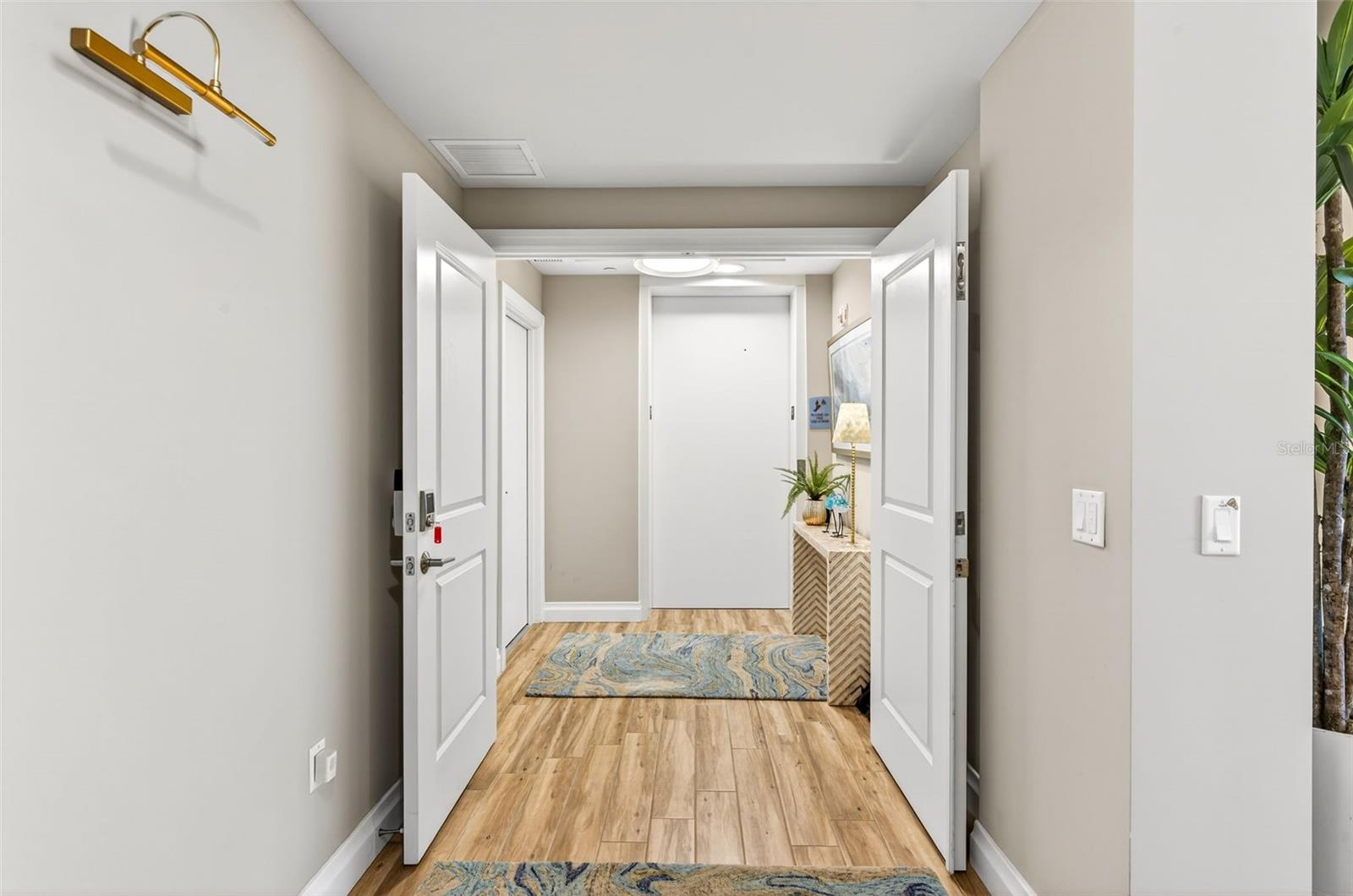 SUNSET POINTE AT COLLANY KEY II CONDO - Residential